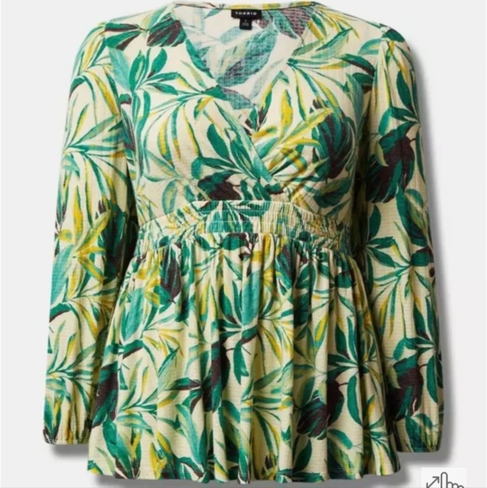 Torrid Size 0 Textured Knit Surplice Babydoll Top